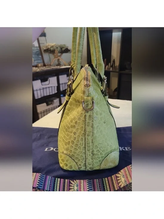 Vintage Dooney and Bourke, Lime Green Croc-Embossed Satchel Bag EUC - Picture 7 of 9